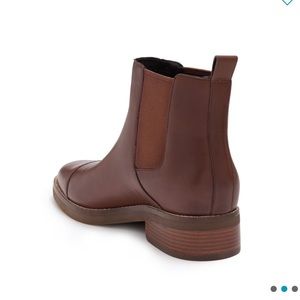 Brand new never worn Cole Haan Chelsea Boots